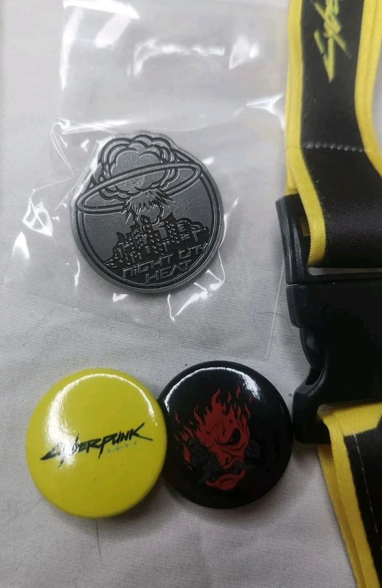 Cyberpunk 2077 Rare Gamestop Limited Edition Promo 5 Piece Game Launch Set